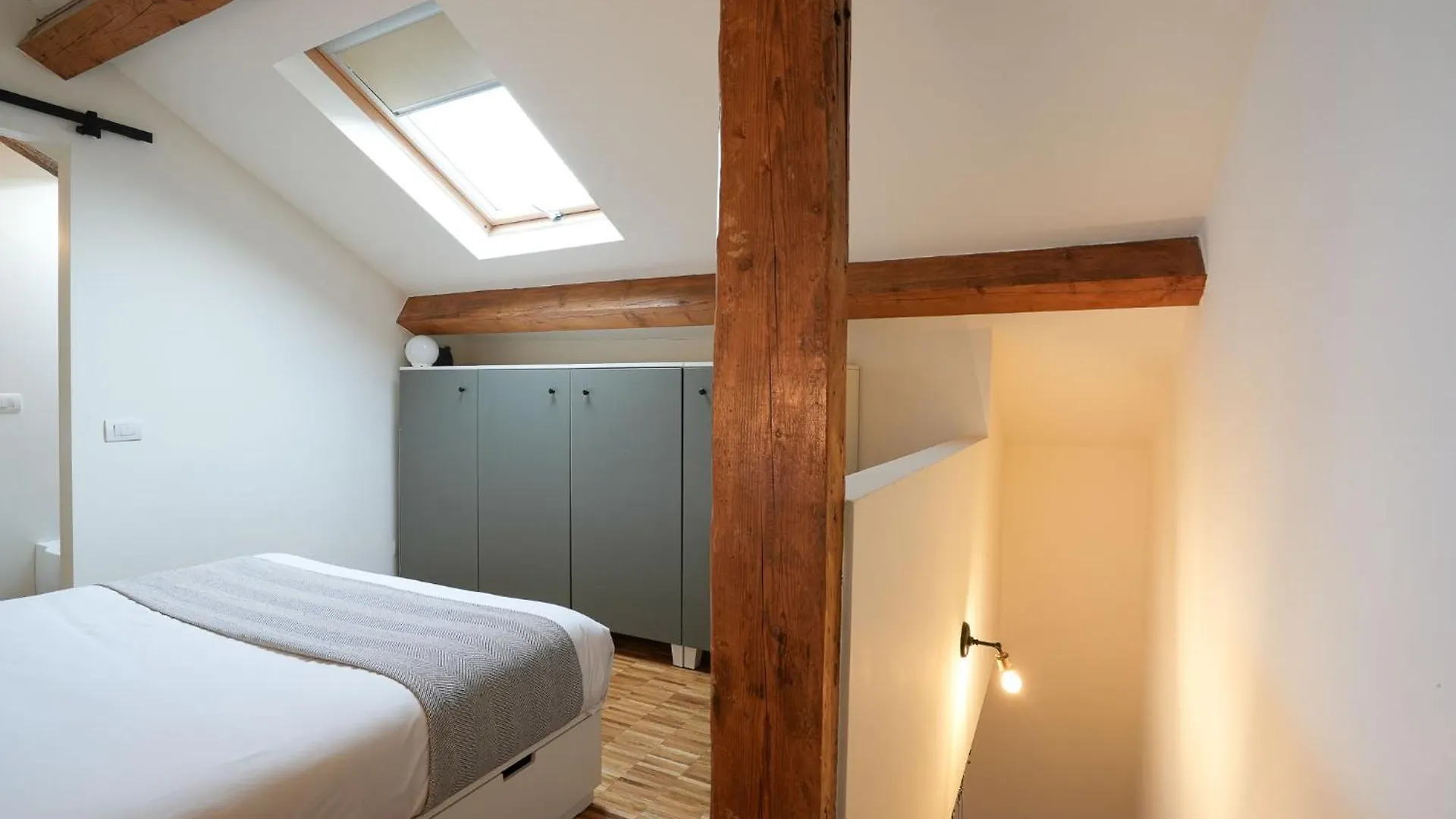 Apartment Milano Centrale, Bilocale Su Due Livelli